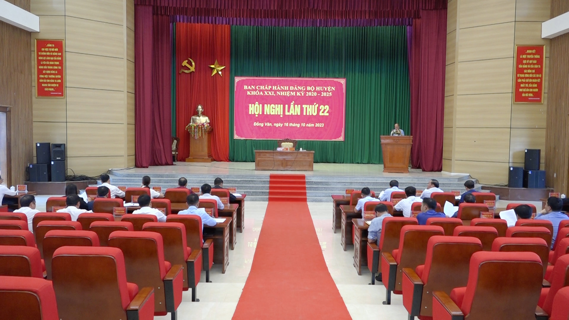 Hội nghị Ban chấp hành Đảng bộ huyện Đồng Văn lần thứ 22 khóa XXI, nhiệm kỳ 2020-2025