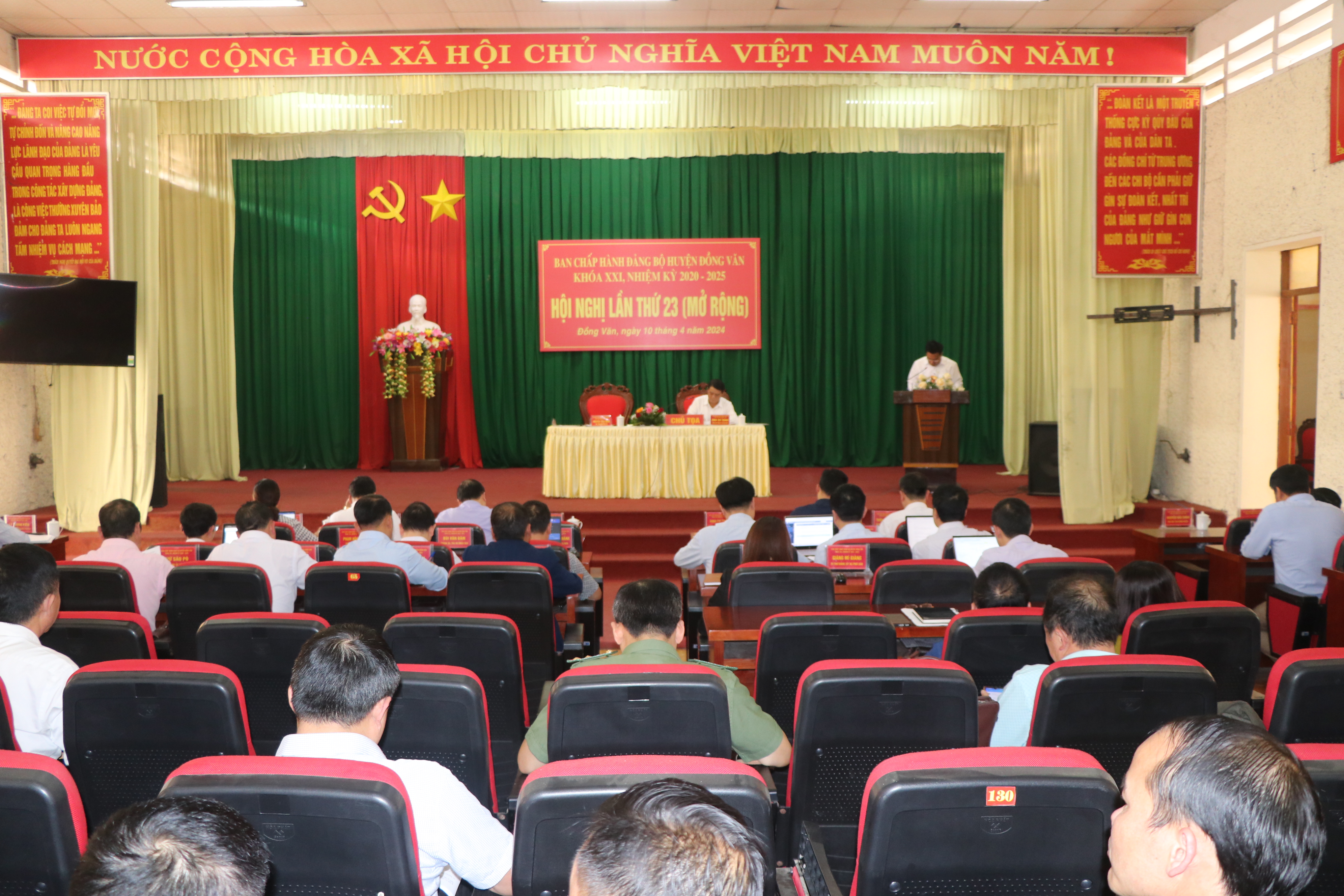 Hội nghị Ban chấp hành Đảng bộ huyện Đồng Văn lần thứ 23, khóa XXI, nhiệm kỳ 2020 - 2025
