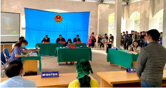 Huyện Đồng Văn xét xử lưu động vụ án chống người thi hành công vụ tại xã Sà Phìn