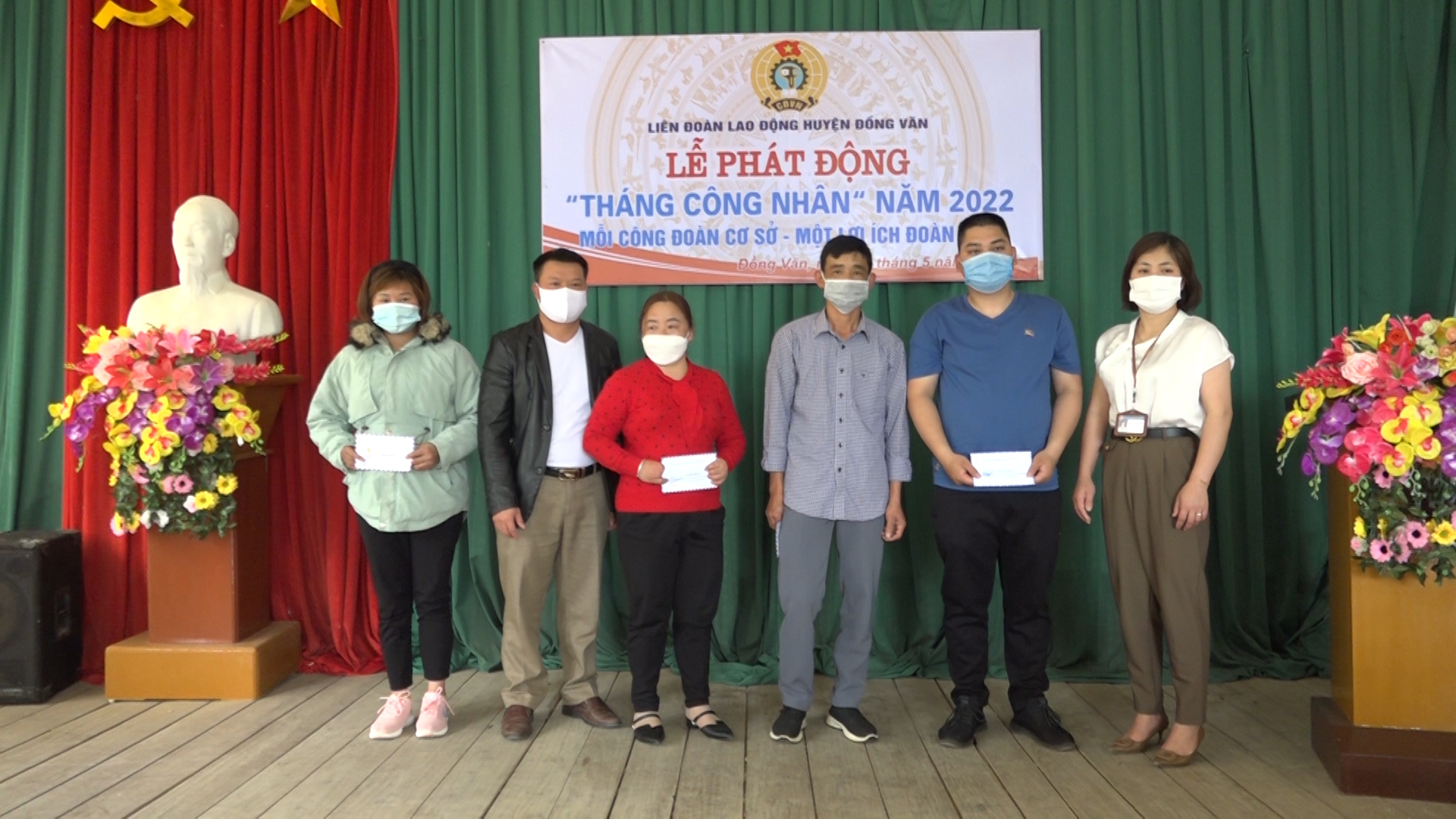 Liên đoàn Lao động huyện Đồng Văn tổ chức Lễ phát động tháng công nhân năm 2022