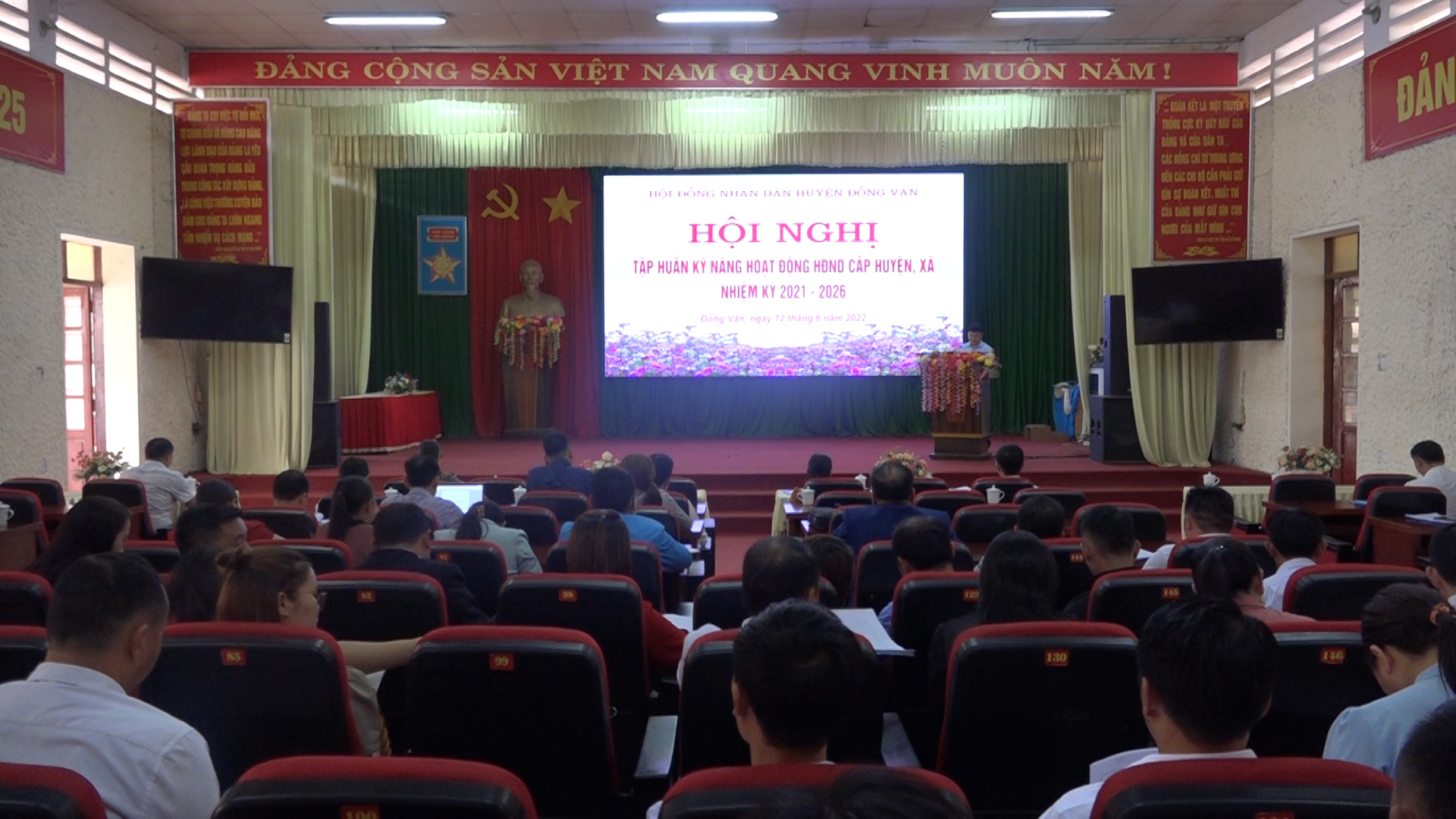 Huyện Đồng Văn tổ chức Hội nghị tập huấn kỹ năng hoạt động của đại biểu Hội đồng nhân dân huyện