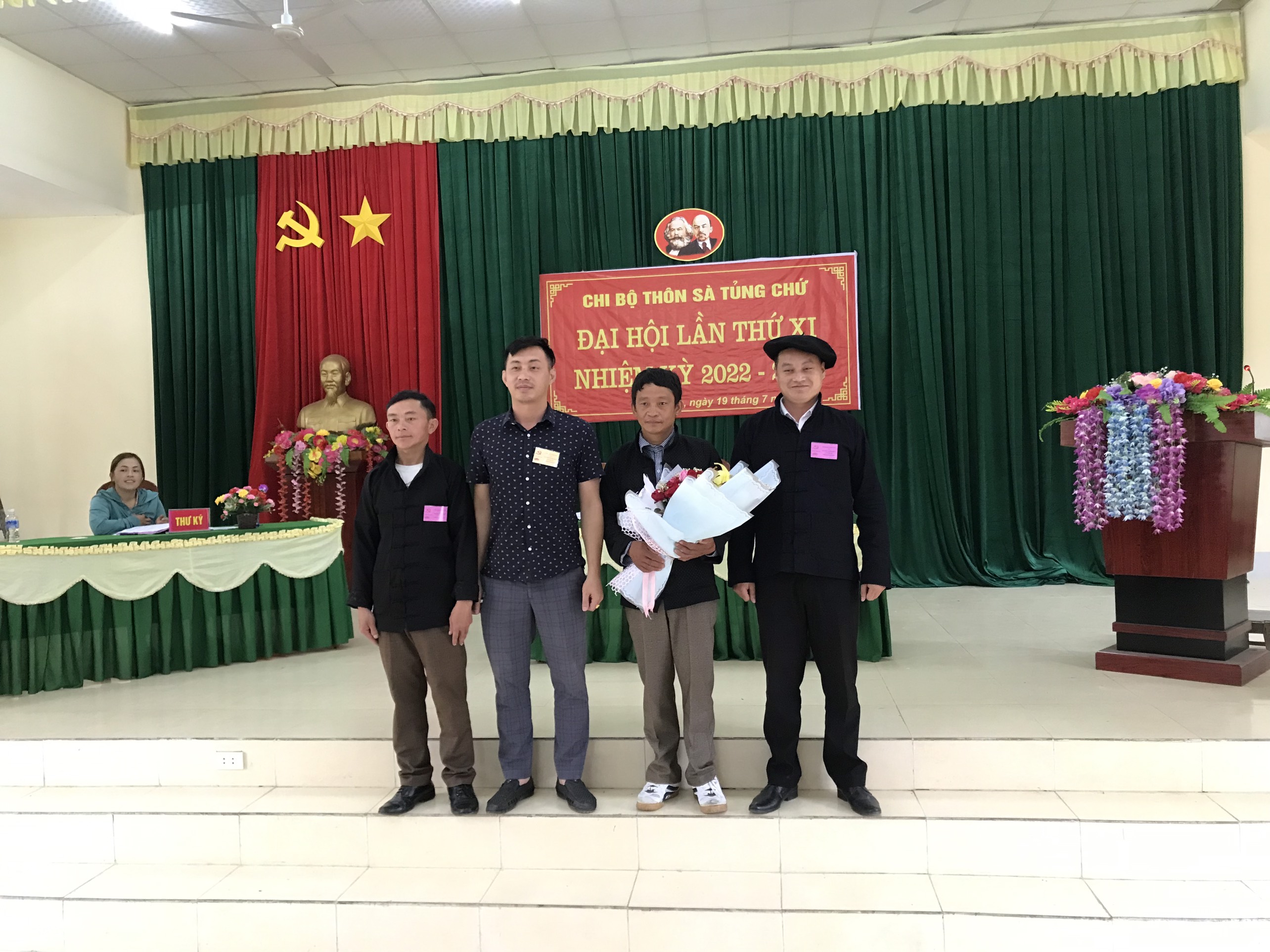 Đảng bộ xã Tả Phìn chỉ đạo hoàn thành việc tổ chức Đại hội Chi bộ nhiệm kỳ 2022-2025