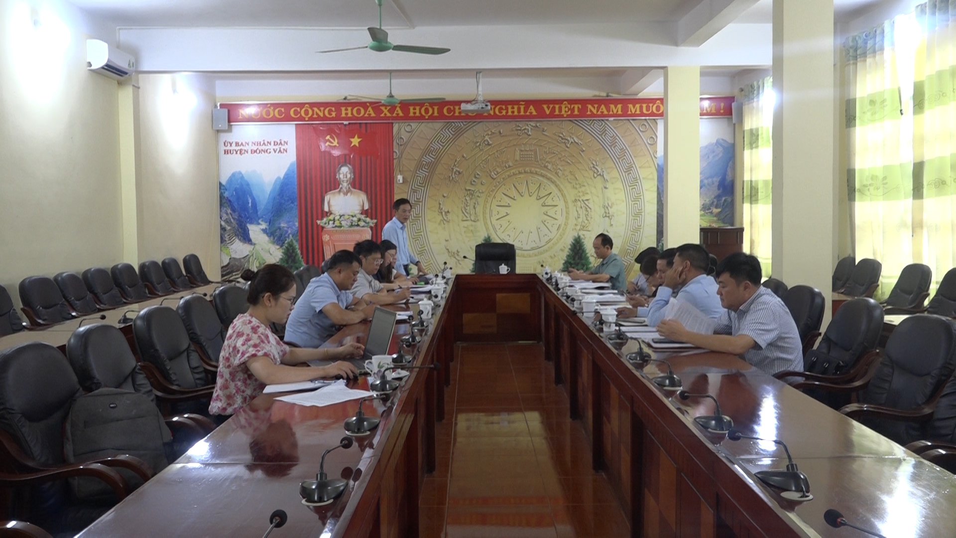 Ban dân tộc Hội đồng nhân tỉnh làm việc tại huyện Đồng Văn