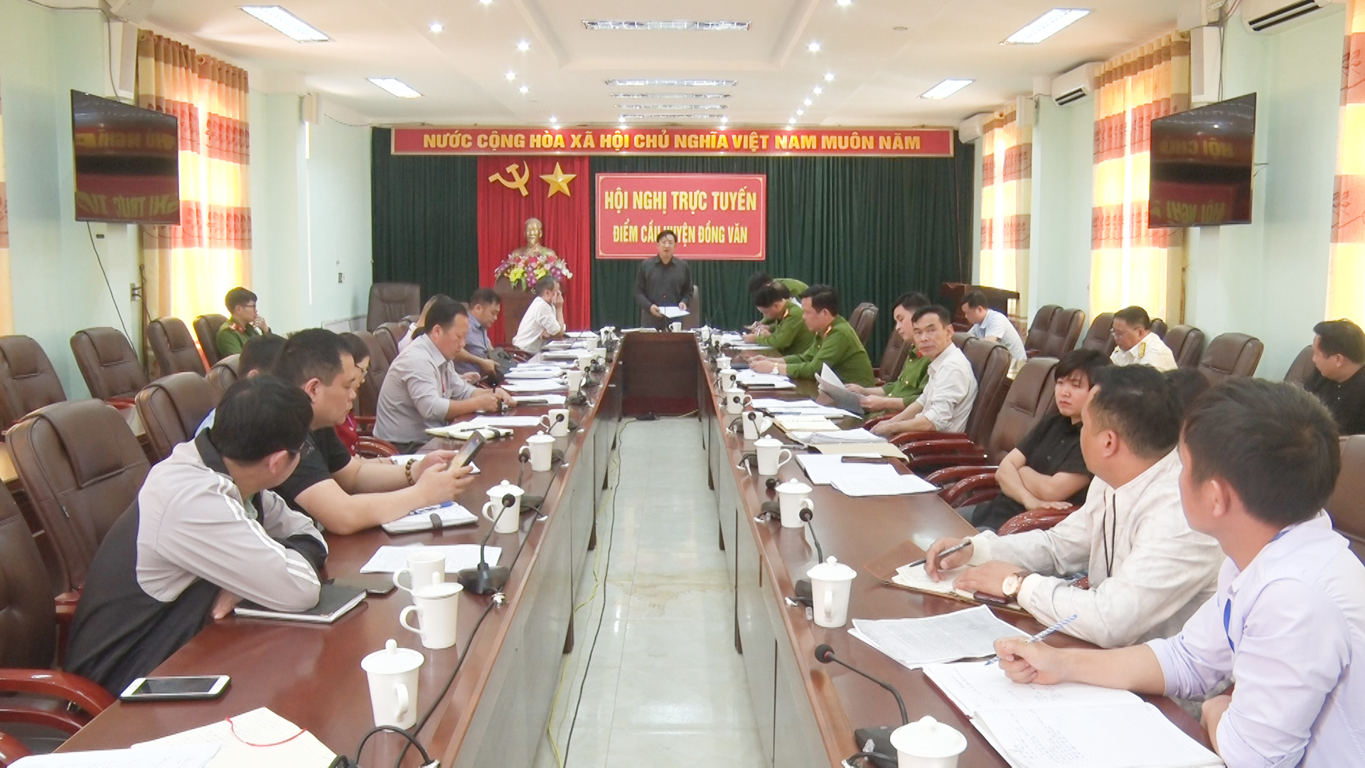 Đoàn giám sát Công an tỉnh làm việc tại huyện Đồng Văn