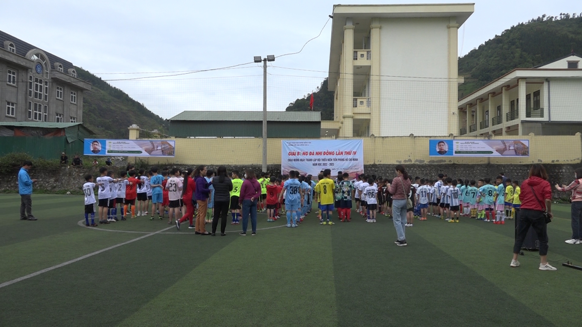 Trường Tiểu học Đồng Văn A tổ chức giải bóng đá nhi đồng năm 2023