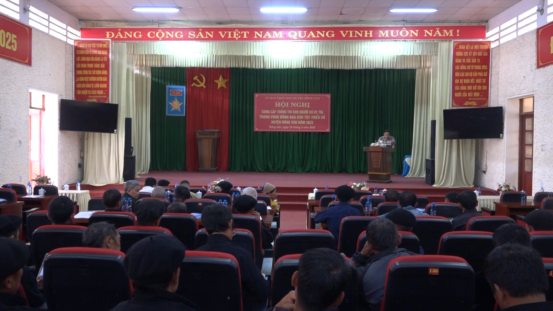 Hội nghị cung cấp thông tin cho đồng bào dân tộc thiểu số và miền núi tại huyện Đồng Văn