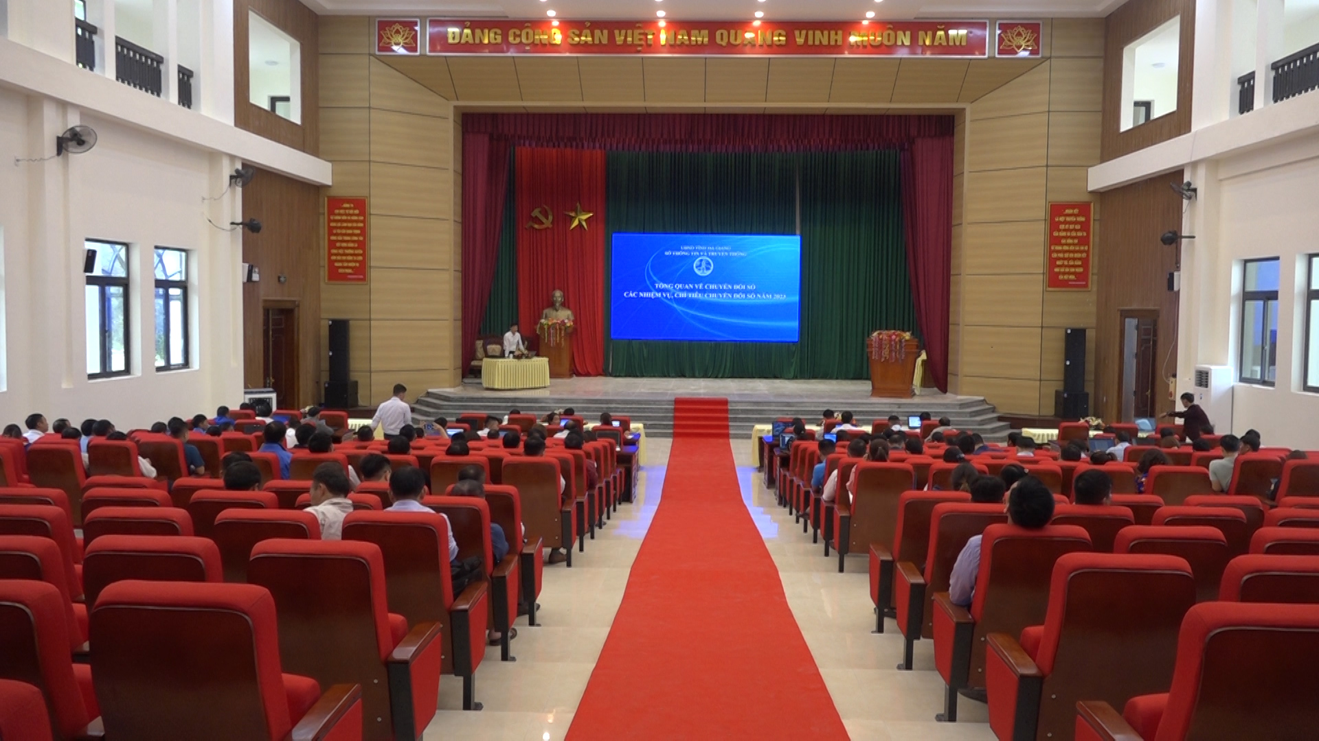 Hội nghị tập huấn chuyển đổi số huyện Đồng Văn năm 2023